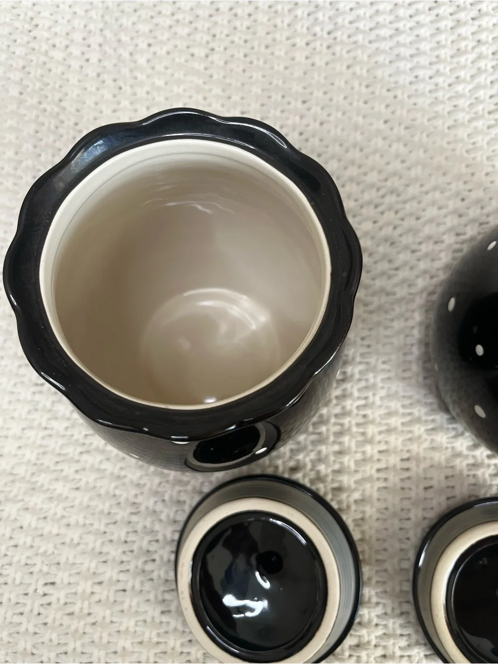 Temp-Tations by Tara Black with White Polka Dot Ceramic Canisters/Lids Set of 2